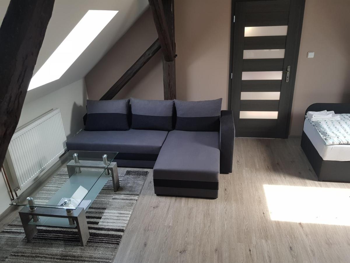 Kladruby  Apartmany Pod Klasterem المظهر الخارجي الصورة