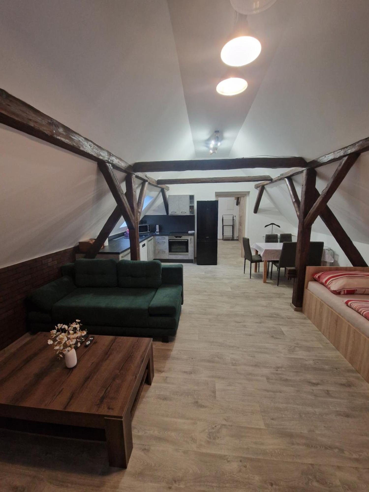Kladruby  Apartmany Pod Klasterem المظهر الخارجي الصورة