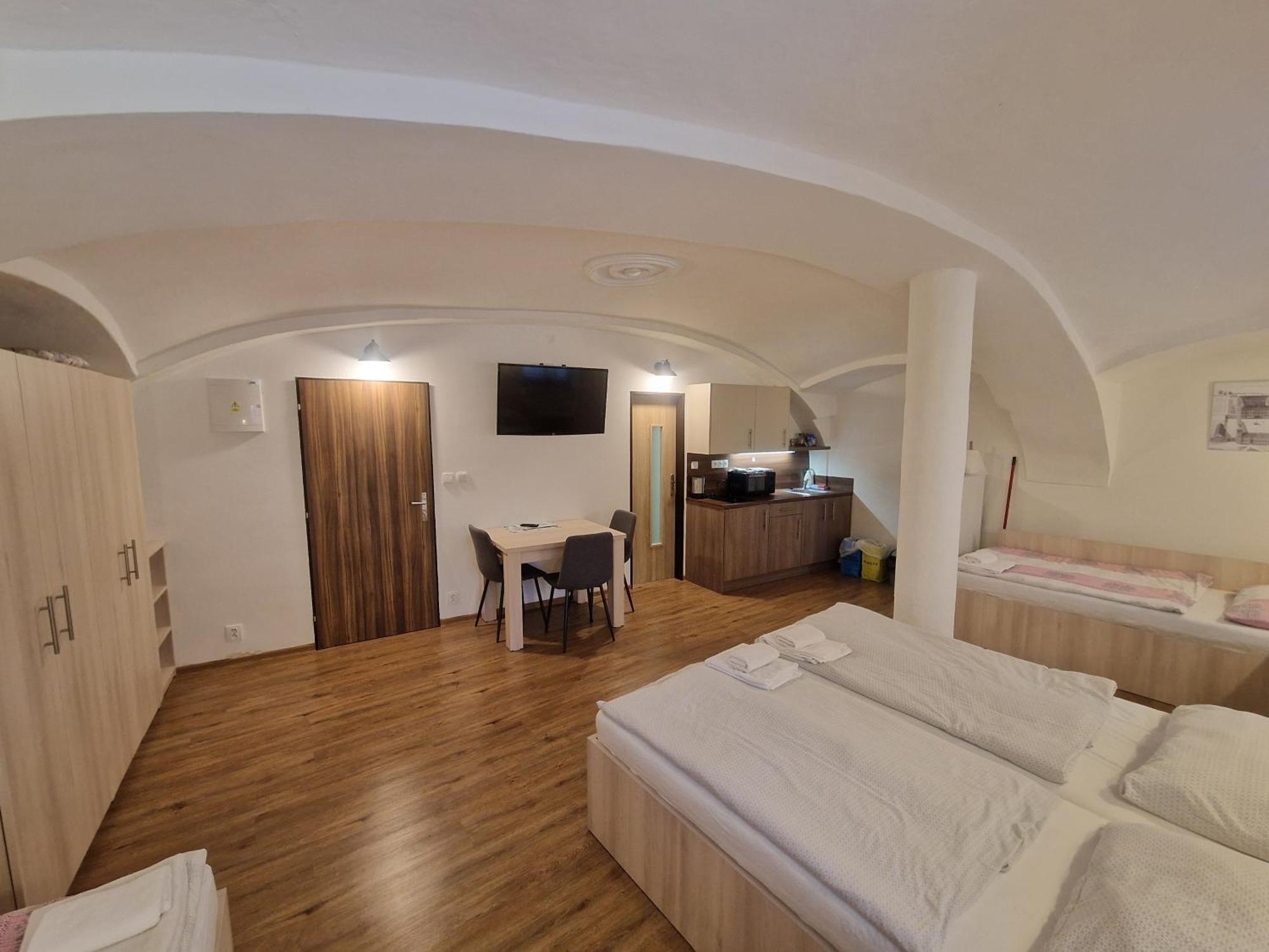 Kladruby  Apartmany Pod Klasterem المظهر الخارجي الصورة